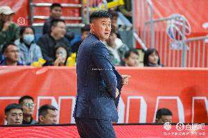 华体会下载-噩梦再临广东边线球失误葬送好局 梦回19年世界杯男篮输波兰