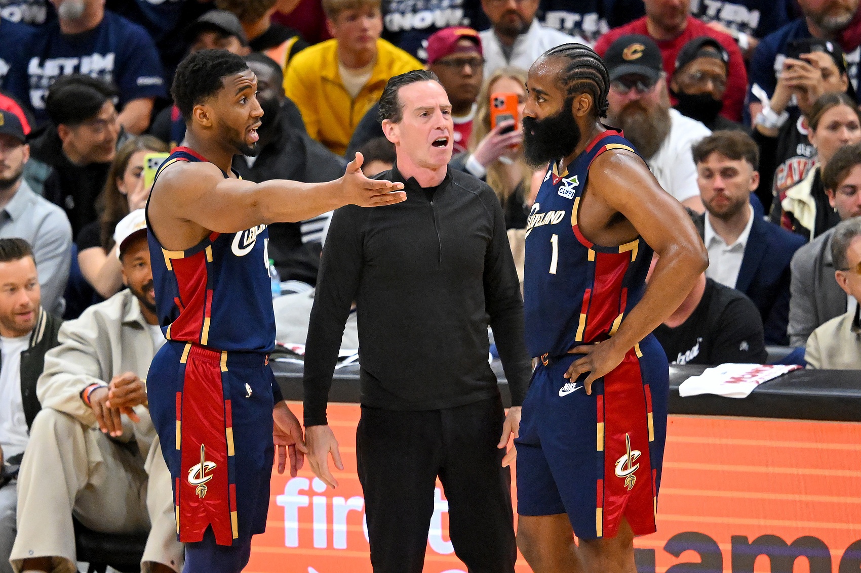 华体会-NBA彩经：骑士轻取猛龙再下一城 尼克斯击退老鹰 森林狼撕咬掘金